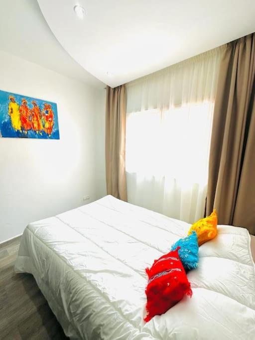 Charmant Appartement Avec Piscine 2Chambres Au Coeur De Gueliz Marrakesh Exterior foto